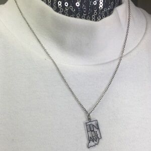 Kris Nations Indiana state necklace 18” silver tone
